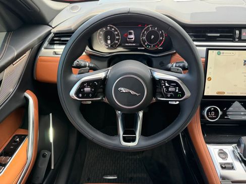 Used 2025 Jaguar F-PACE R-Dynamic S AWD/4WD image 14