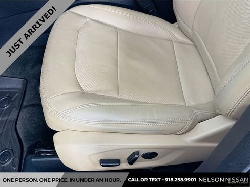 Used 2017 Ford Explorer Limited w/ Equipment Group 301A FWD image 19