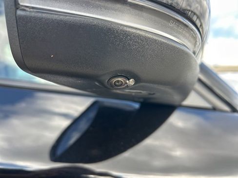 Used 2023 Ford Explorer Limited w/ Equipment Group 301A image 17