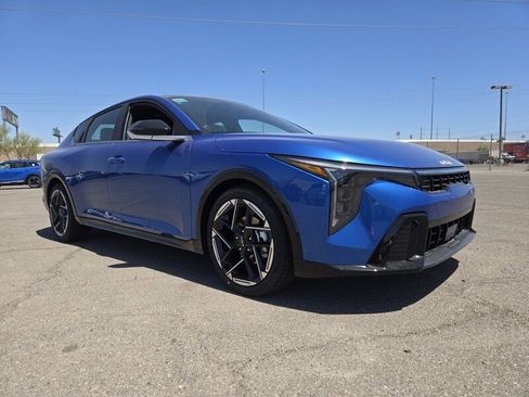 New 2026 Kia K4 GT-Line FWD image 2