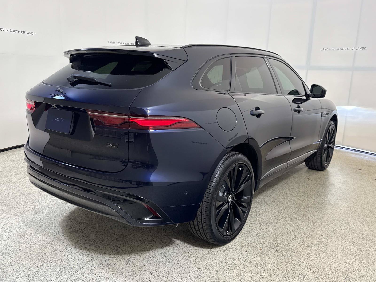 New 2026 Jaguar F-PACE R-Dynamic S AWD/4WD image 5