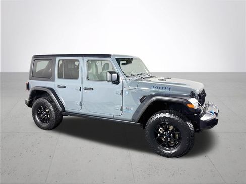 Used 2024 Jeep Wrangler Unlimited AWD/4WD image 4