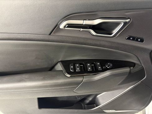Used 2024 Kia Sportage SX FWD image 18