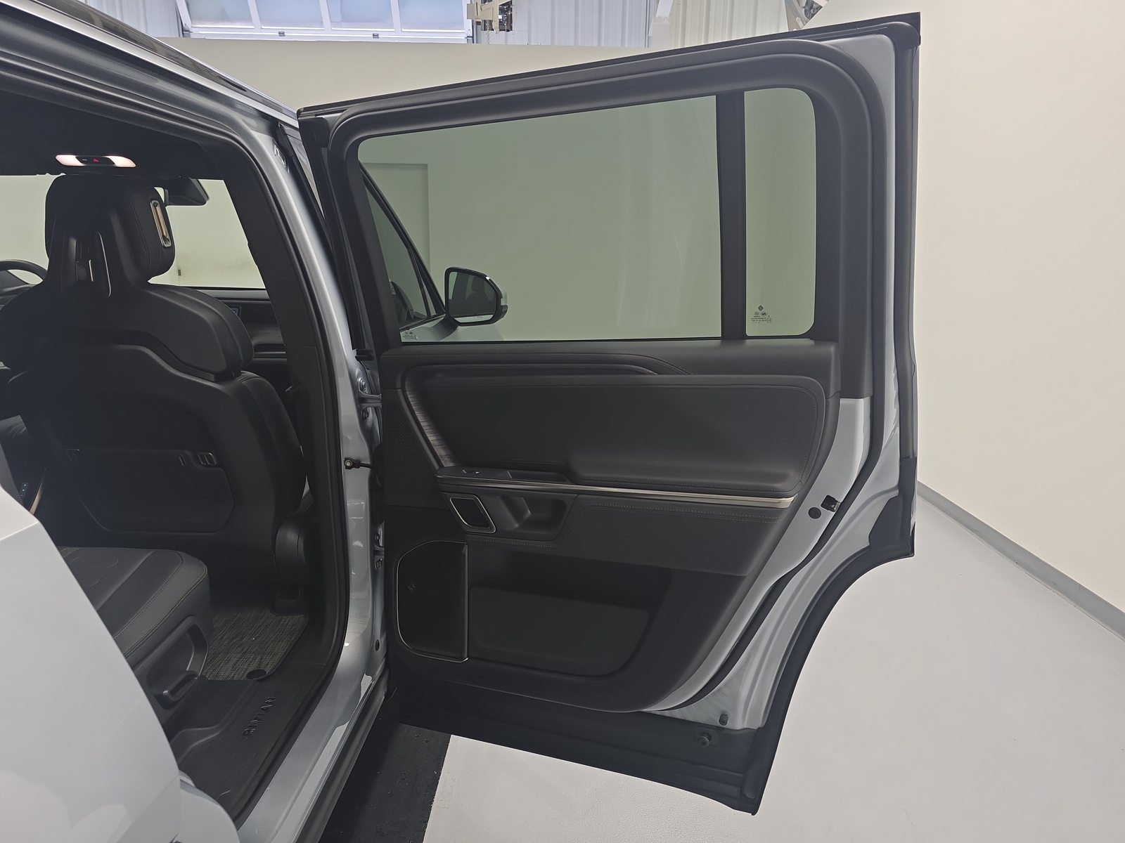 Used 2023 Rivian R1S Adventure Quad AWD/4WD image 19