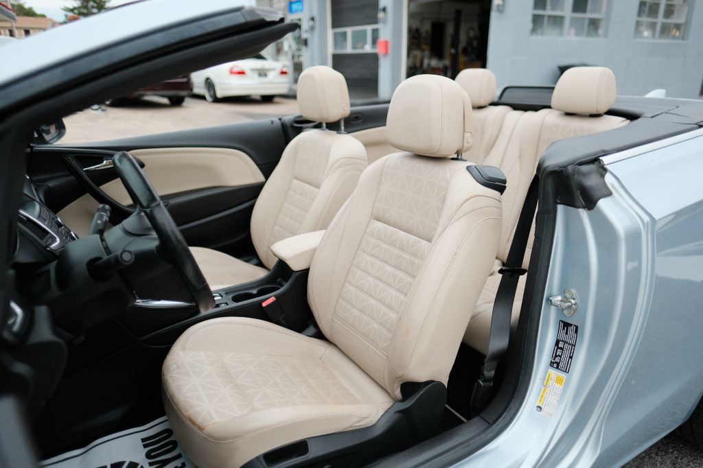 Used 2018 Buick Cascada Premium FWD image 14