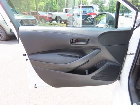 Used 2024 Toyota Corolla LE FWD image 15