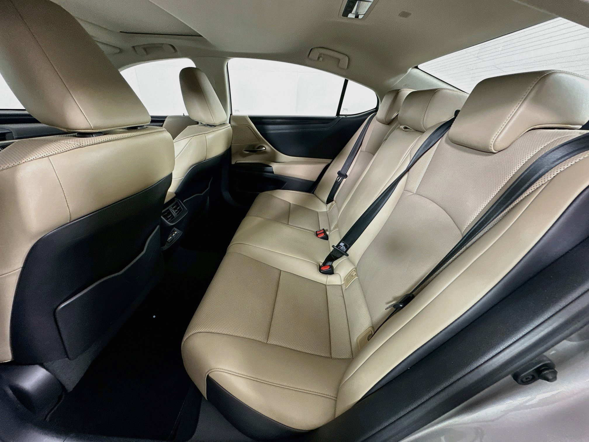 Used 2020 Lexus ES 350 w/ Premium Package FWD image 27