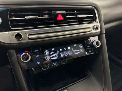 Used 2024 Genesis G70 3.3T Advanced AWD/4WD image 18