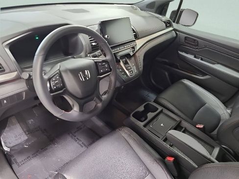 Used 2025 Honda Odyssey Sport-L image 28
