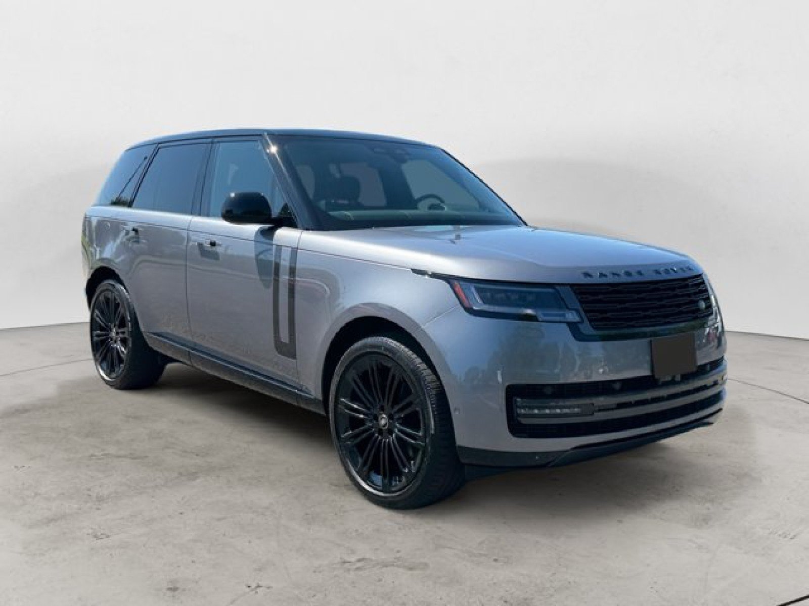 Certified 2025 Land Rover Range Rover SE AWD/4WD image 2