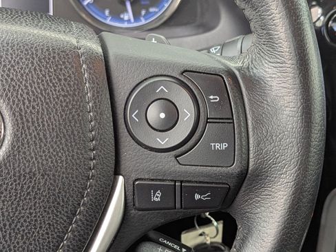 Used 2019 Toyota Corolla SE image 25