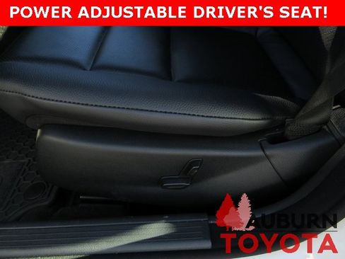 Used 2014 Mercedes-Benz C 250 Sedan image 11