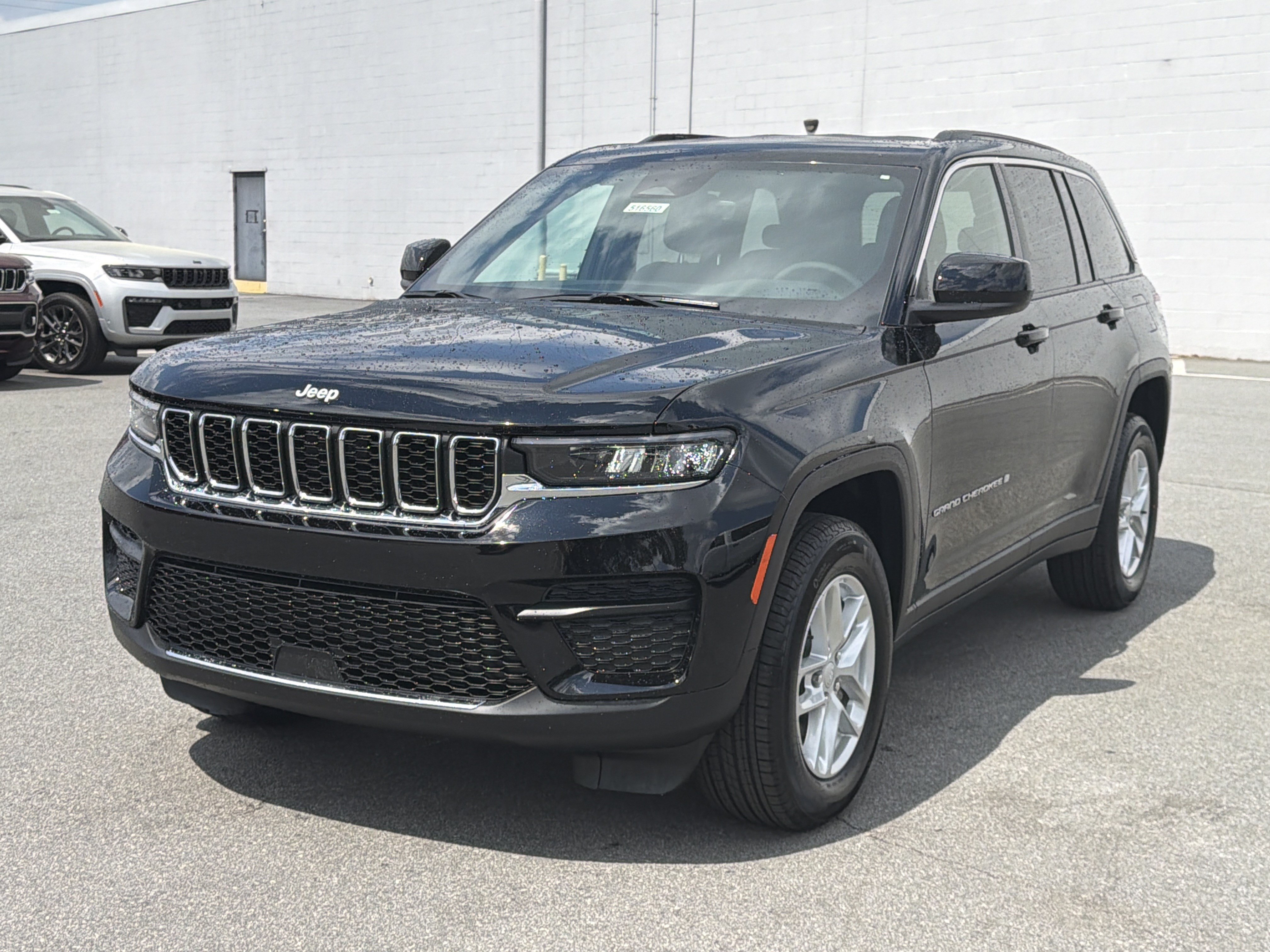 New 2026 Jeep Grand Cherokee Laredo w/ Trailer Tow Package AWD/4WD image 3