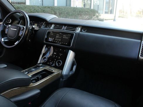 Used 2018 Land Rover Range Rover Supercharged image 20
