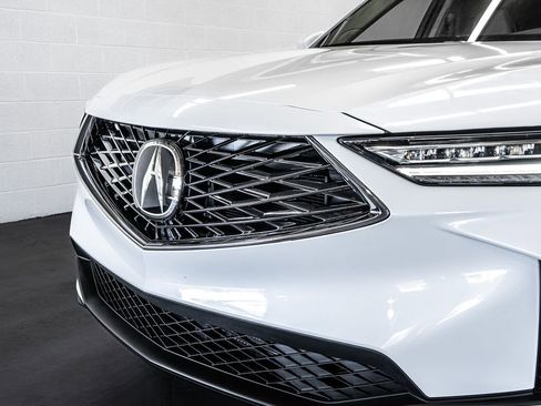 New 2026 Acura MDX SH-AWD image 10