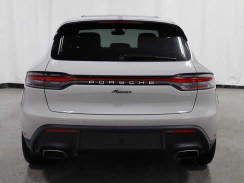 Certified 2025 Porsche Macan image 7
