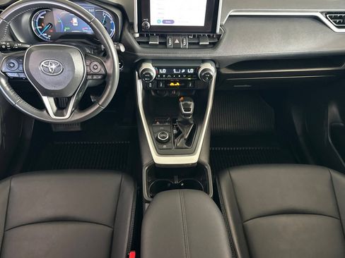 Used 2023 Toyota RAV4 XLE Premium AWD/4WD image 10