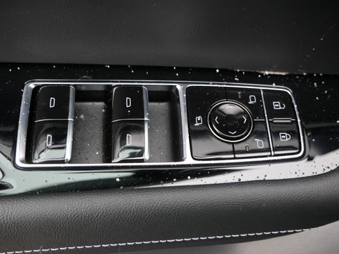 New 2026 Cadillac Vistiq Luxury image 18