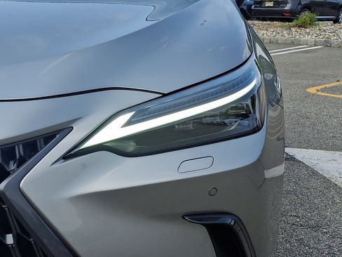 Used 2024 Lexus NX 350h AWD w/ Vision Package image 10