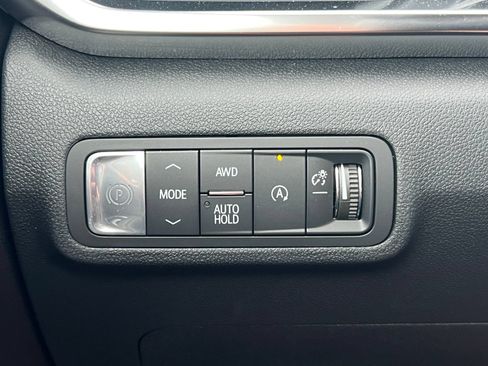 Certified 2026 GMC Terrain Denali AWD/4WD image 23