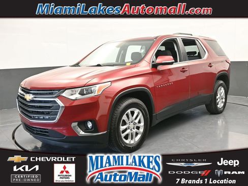 Used 2018 Chevrolet Traverse LT image 1