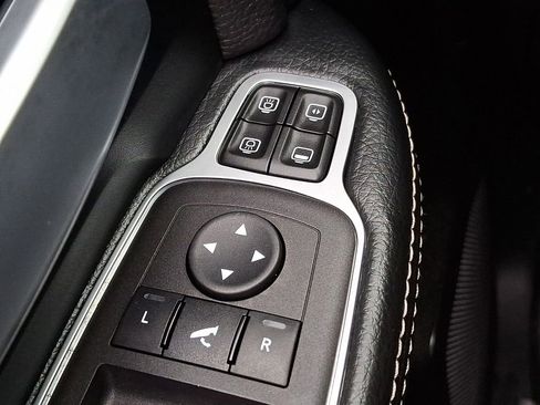 Used 2024 RAM 2500 Rebel w/ Towing Technology Group image 22