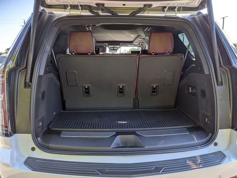 Certified 2025 Cadillac Escalade Sport w/ Touring Package AWD/4WD image 23
