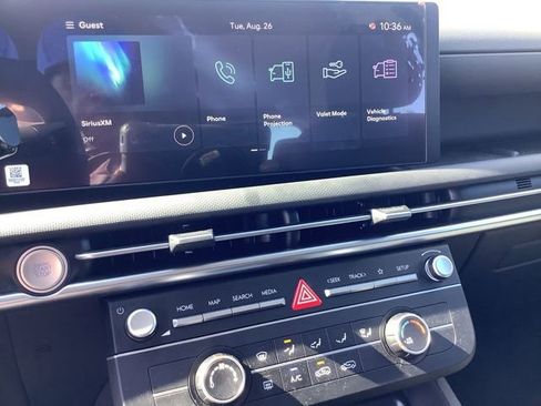 Used 2025 Hyundai Tucson SE image 32