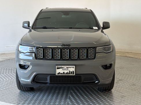 Used 2021 Jeep Grand Cherokee Laredo X AWD/4WD image 6