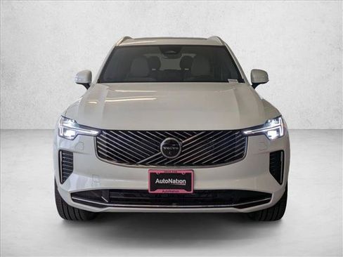 Used 2026 Volvo XC90 B6 Plus w/ Protection Package AWD/4WD image 6