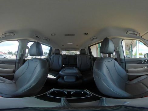 Used 2026 Kia Carnival FWD image 45