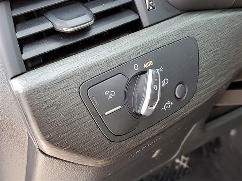 Used 2023 Audi A4 2.0T Premium Plus image 22