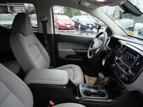 Used 2021 Chevrolet Colorado W/T w/ Custom Special Edition image 27