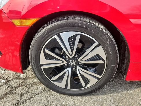 Used 2018 Honda Civic EX-L image 8