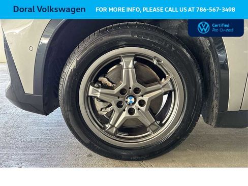 Used 2023 BMW X1 xDrive28i w/ Premium Package image 10