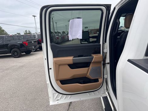 Certified 2024 Ford F350 Lariat AWD/4WD image 14