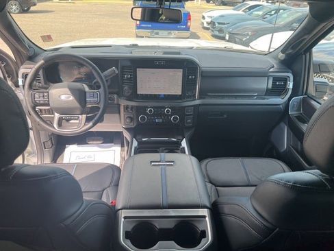 New 2026 Ford F250 Platinum image 22