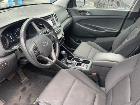 Used 2017 Hyundai Tucson Sport image 9