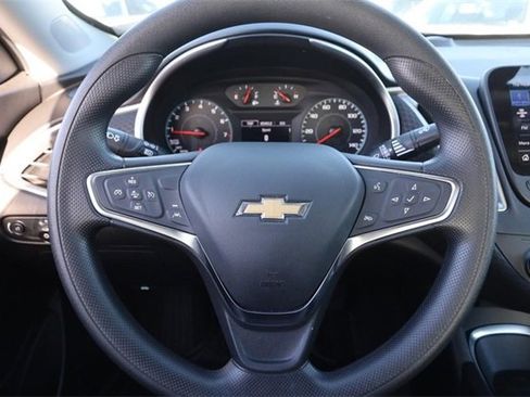 Used 2024 Chevrolet Malibu LT image 10