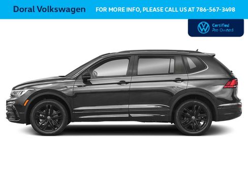Used 2023 Volkswagen Tiguan SE R-Line image 3