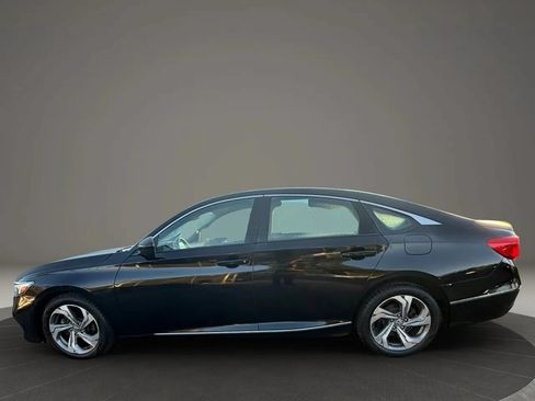 Used 2019 Honda Accord EX image 8