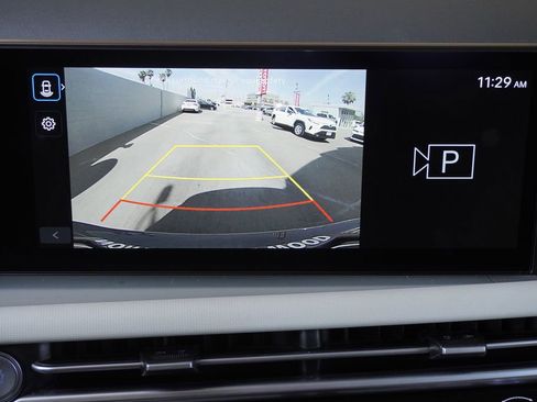 Used 2025 Hyundai Tucson SEL image 16