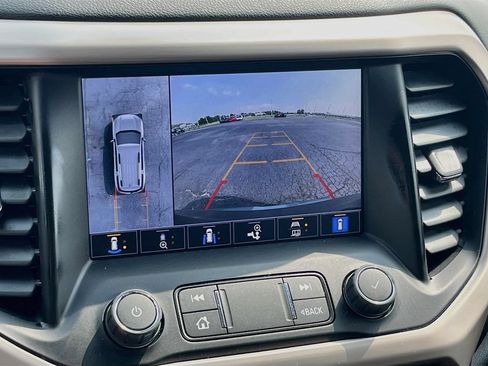 Used 2023 GMC Acadia Denali w/ Denali Ultimate Package AWD/4WD image 14