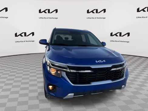 Used 2024 Kia Seltos S image 3