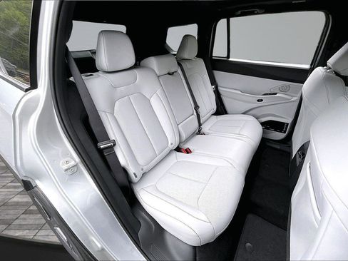 New 2026 Jeep Cherokee Limited AWD/4WD image 9