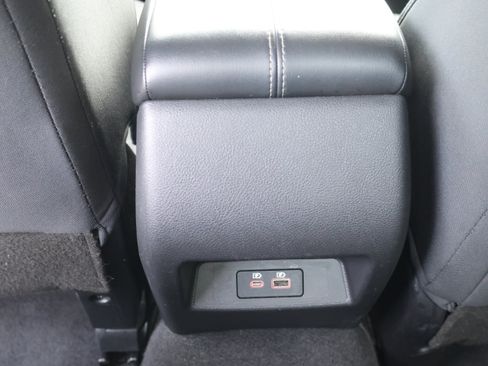 Used 2024 Nissan Altima 2.5 SV FWD image 16