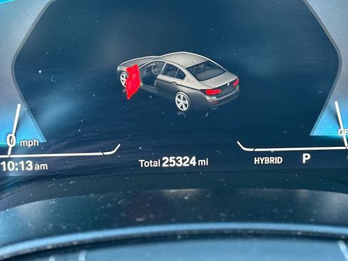 Certified 2023 BMW 530e 530e w/ Convenience Package image 31