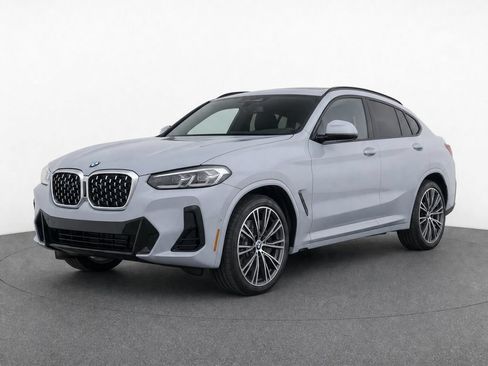 Used 2023 BMW X4 xDrive30i w/ M Sport Package AWD/4WD image 31