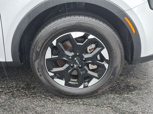 Used 2025 Kia Sorento S AWD/4WD image 8