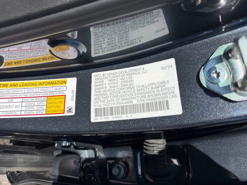 Used 2024 Honda Accord EX image 30